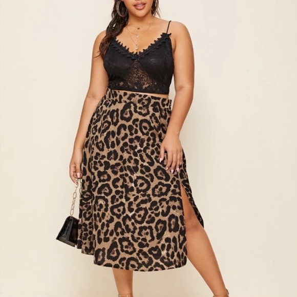 boutique Dresses & Skirts - New 🌹 Casual Leopard Midi Plus Size Skirt